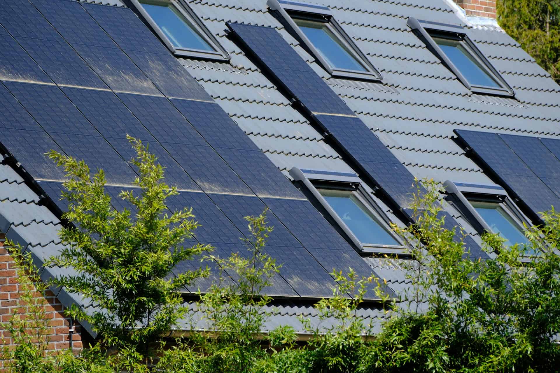 Perovskite Fotovoltaico: Rivoluzione dell’energia solare con efficienza record