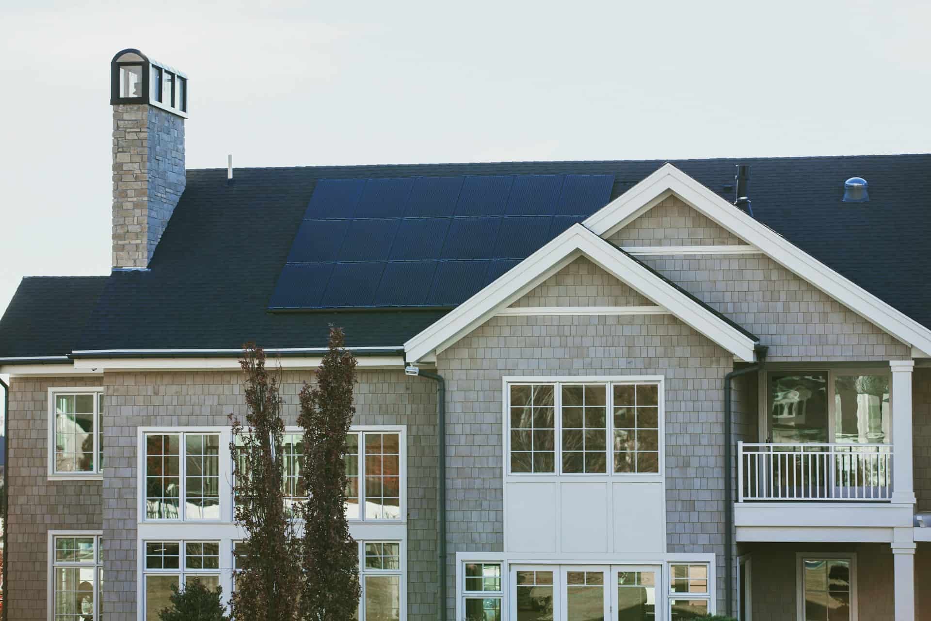 Vendita energia fotovoltaica: guida 2025 a prezzi, modalità e convenienza
