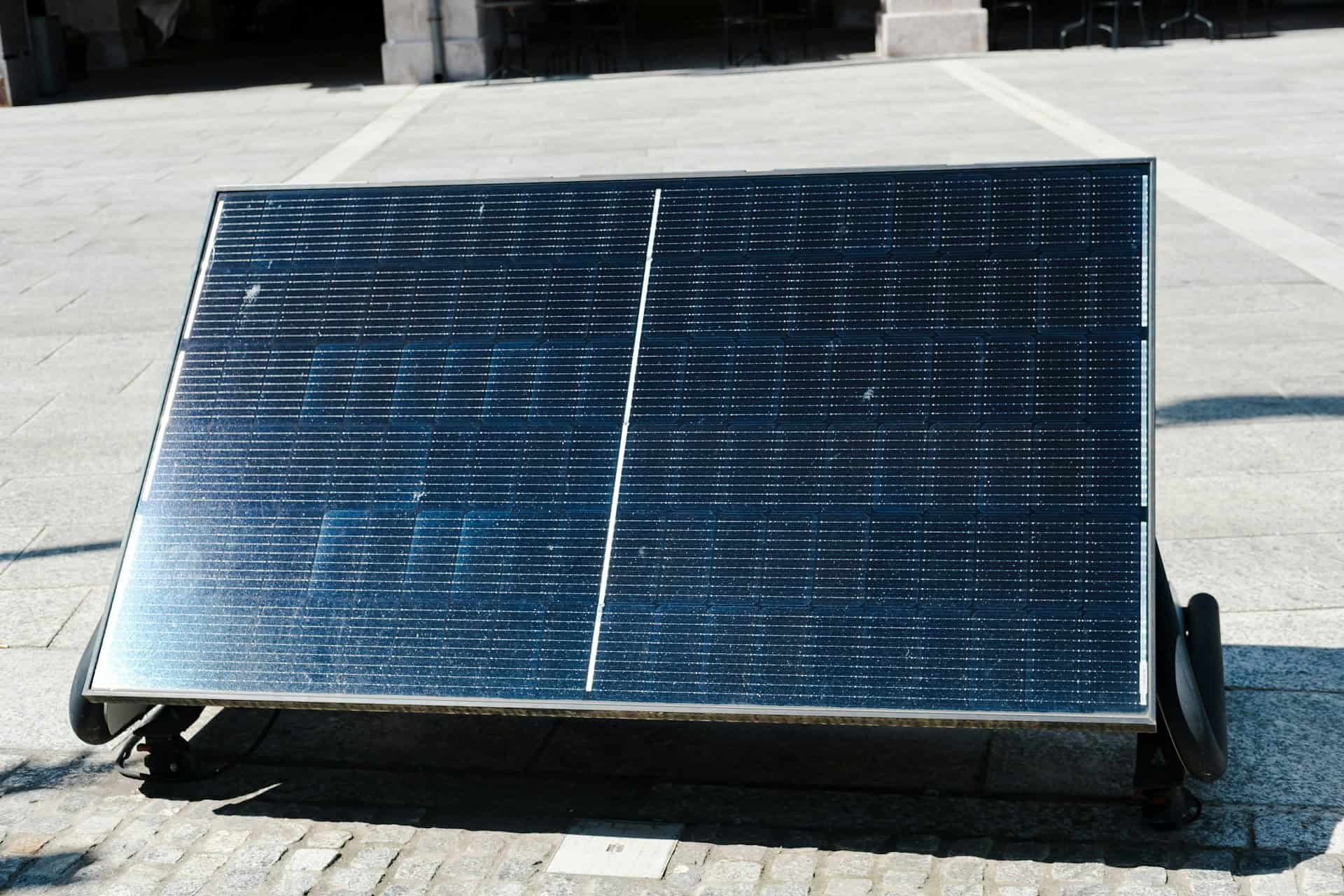 Pannello fotovoltaico policristallino o monocristallino: guida completa per scegliere il migliore nel 2025