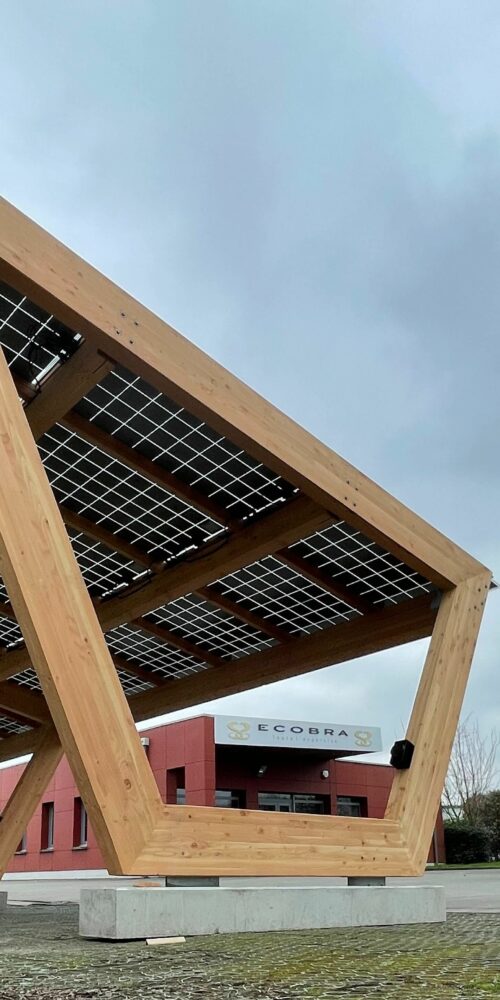 Carport fotovoltaico in legno Rossini Energy