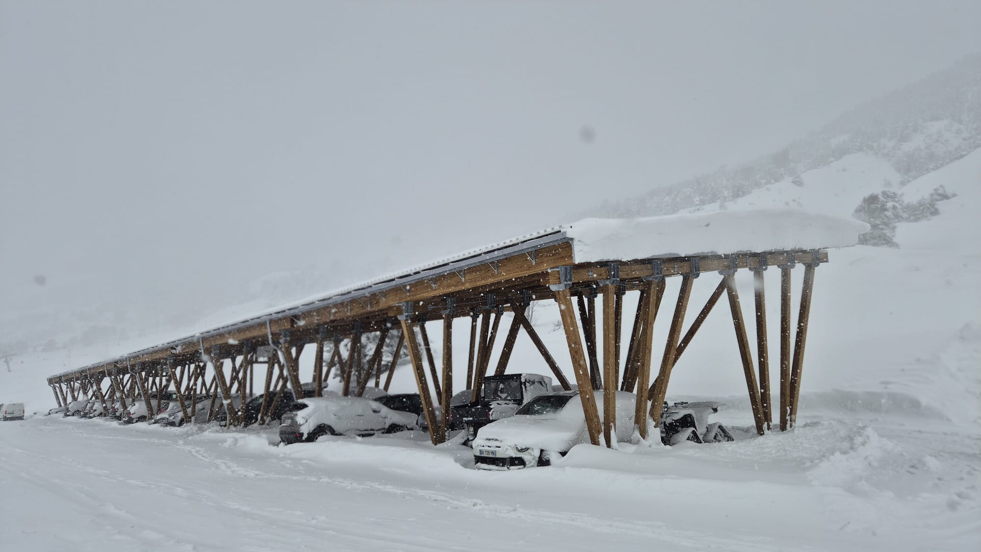 Struttura carport fotovoltaico