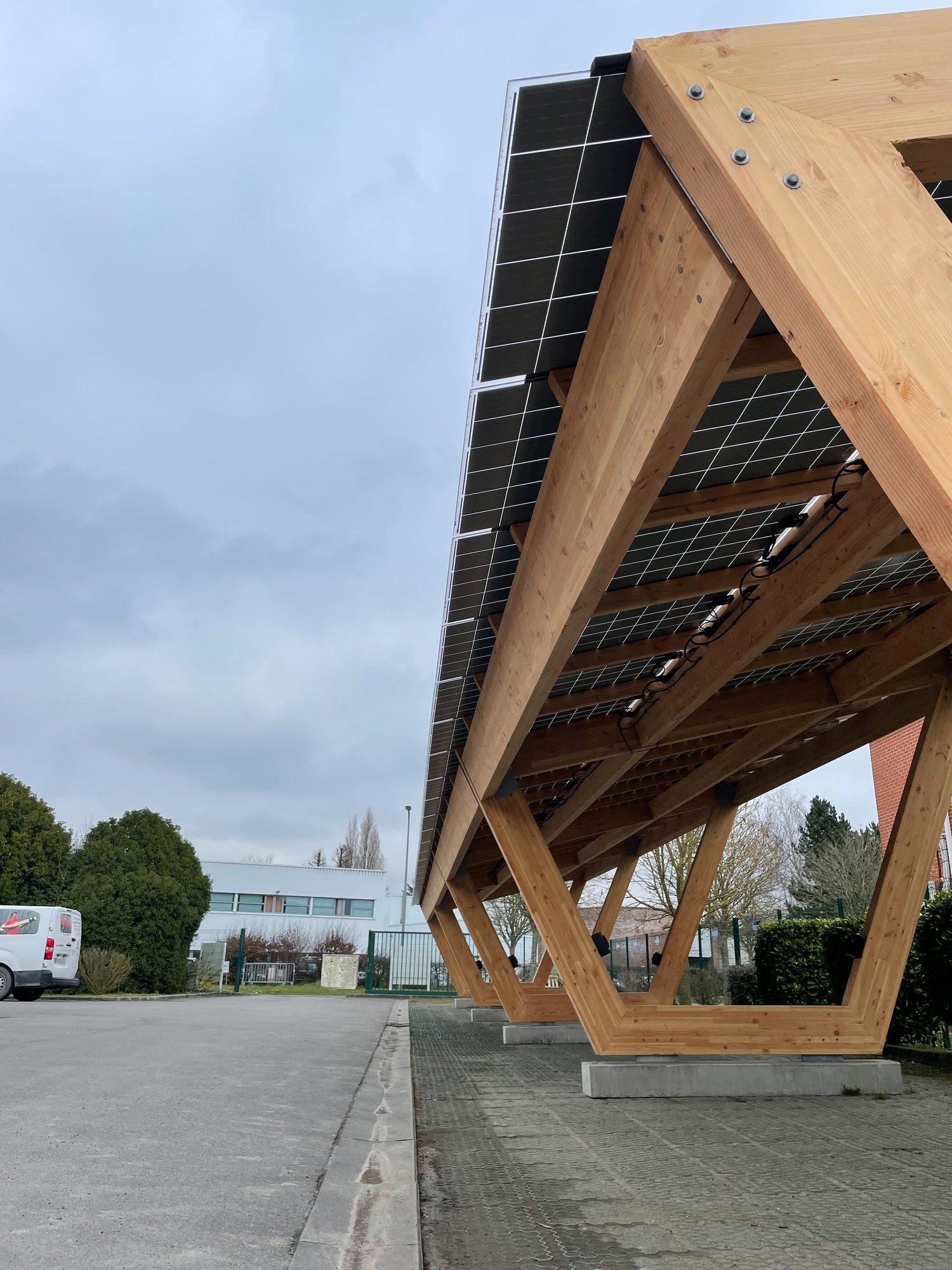 Tettoia fotovoltaica in legno a Béthune - Rossini Energy