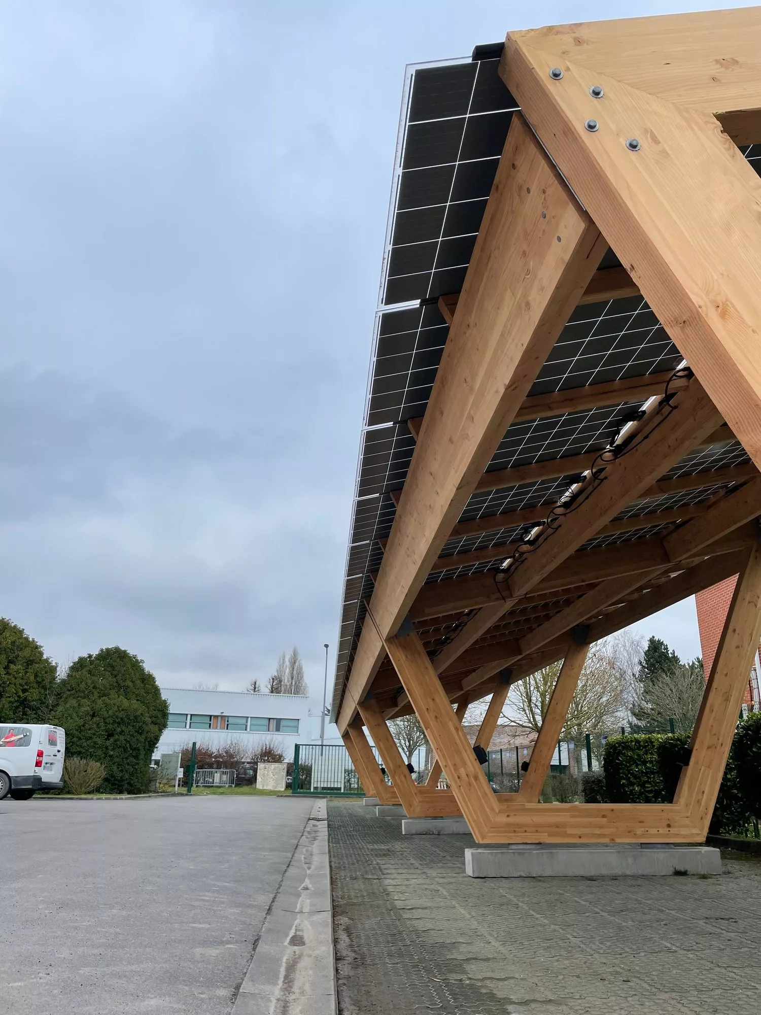 Tettoia fotovoltaica in legno a Béthune - Rossini Energy